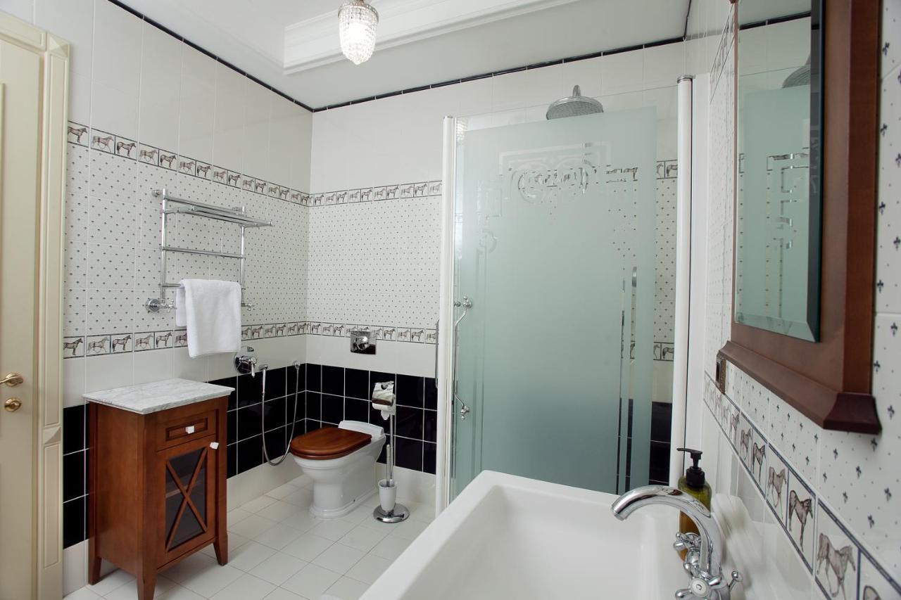 Bortnichi House Hotel เคียฟ ภายนอก รูปภาพ
